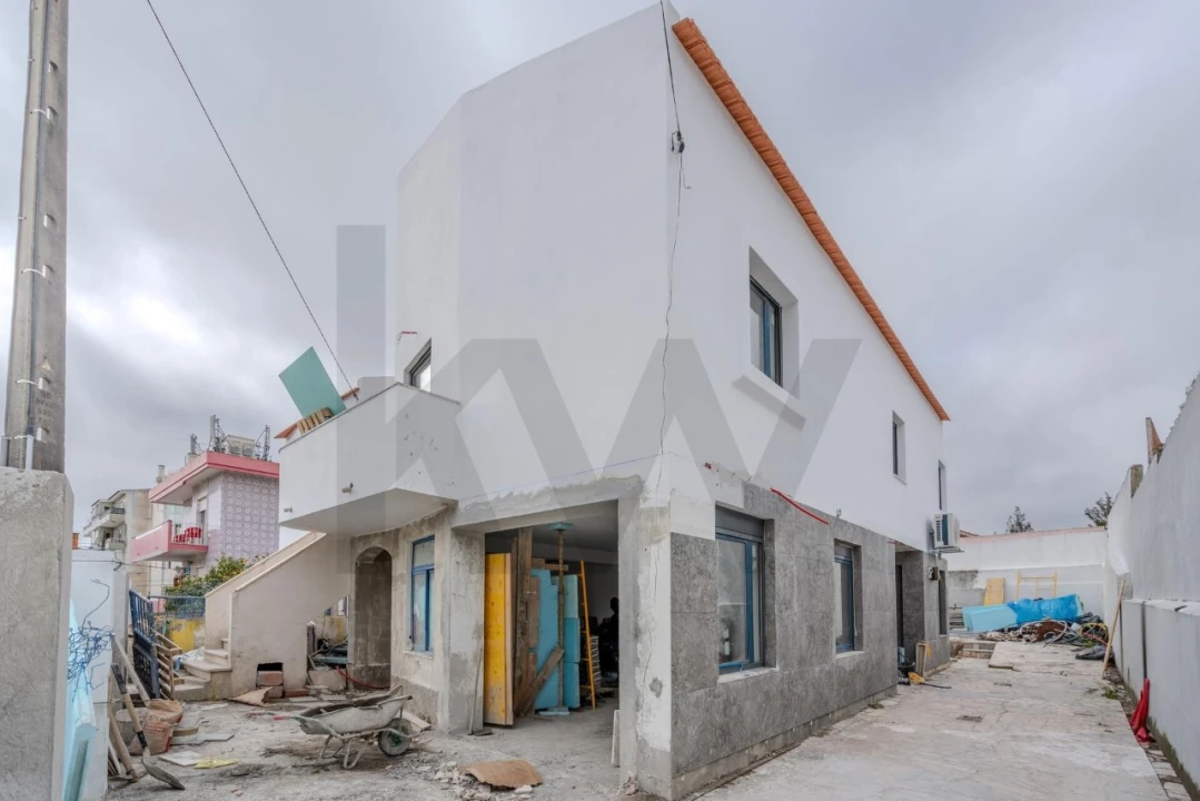 Apartamento T4 para Venda em Ramada e Caneças Foto 14