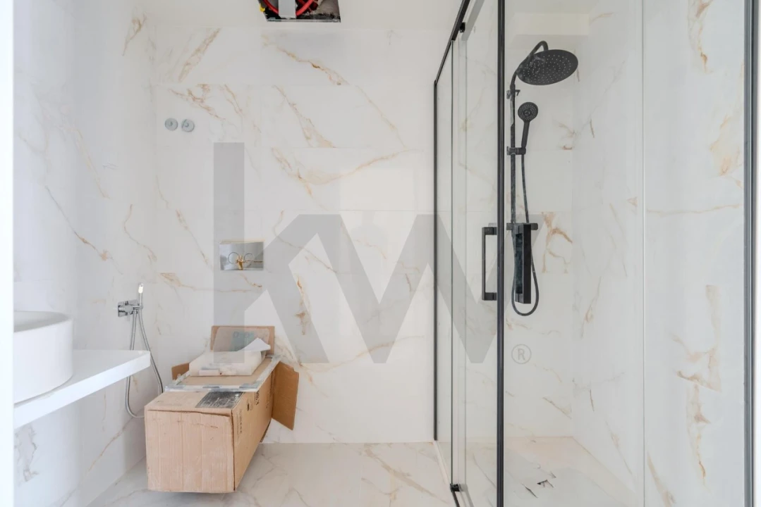 Apartamento T4 para Venda em Ramada e Caneças Foto 7