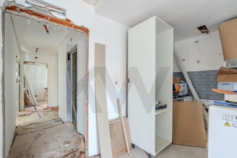 Apartamento T4 para Venda em Ramada e Caneças Foto 3