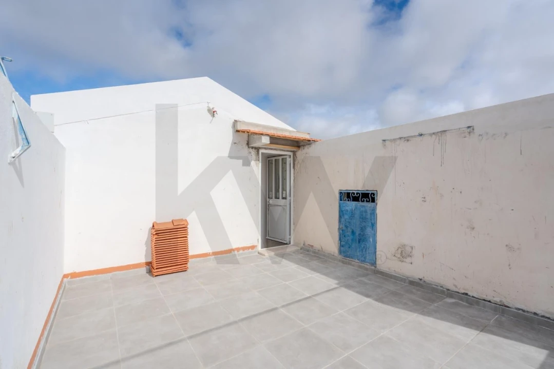 Moradia T2 para Venda em Ramada e Caneças Foto 19