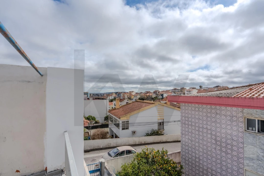 Moradia T2 para Venda em Ramada e Caneças Foto 19