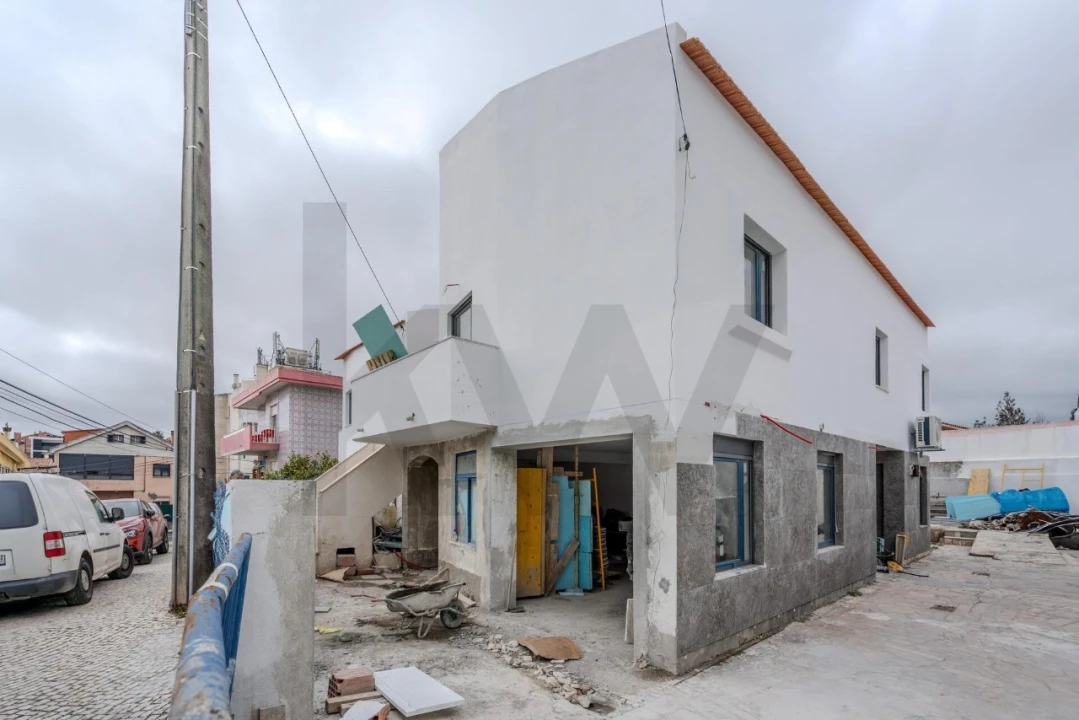 Moradia T2 para Venda em Ramada e Caneças Foto 27