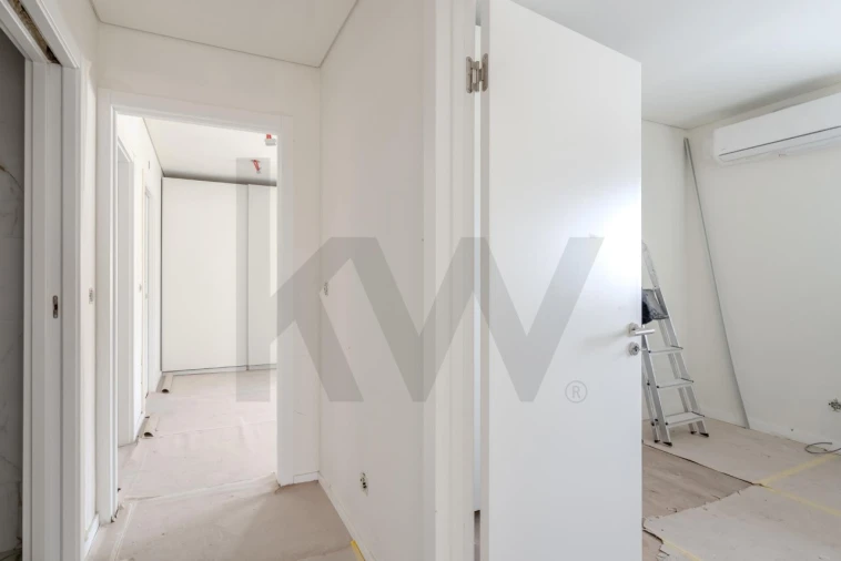 Moradia T2 para Venda em Ramada e Caneças Foto 7