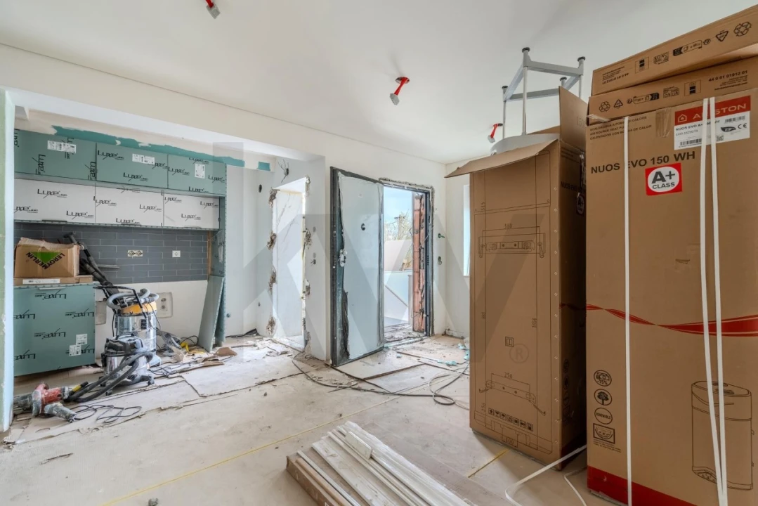 Apartamento T2 para Venda em Ramada e Caneças Foto 5