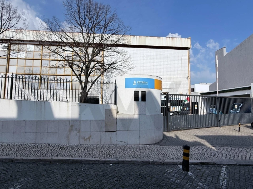 Negócio para Arrendamento em Estrela Foto 17