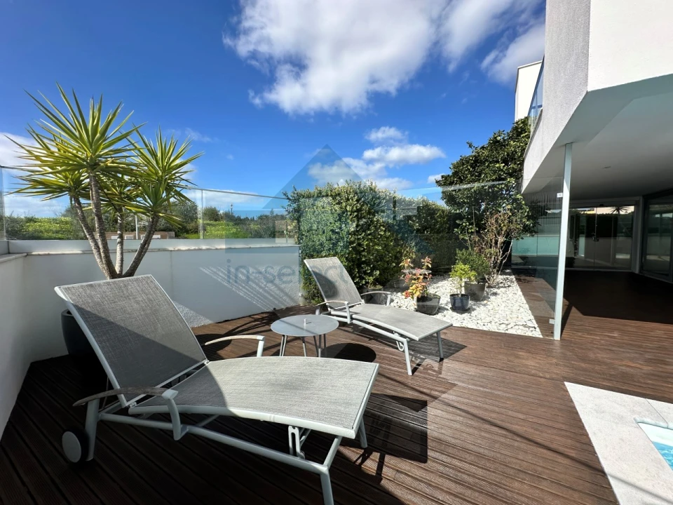 Moradia T3 para Venda em Ferragudo Foto 4