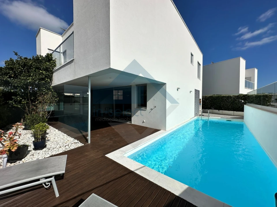 Moradia T3 para Venda em Ferragudo Foto 49