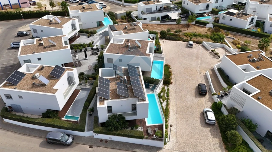 Moradia T3 para Venda em Ferragudo Foto 36