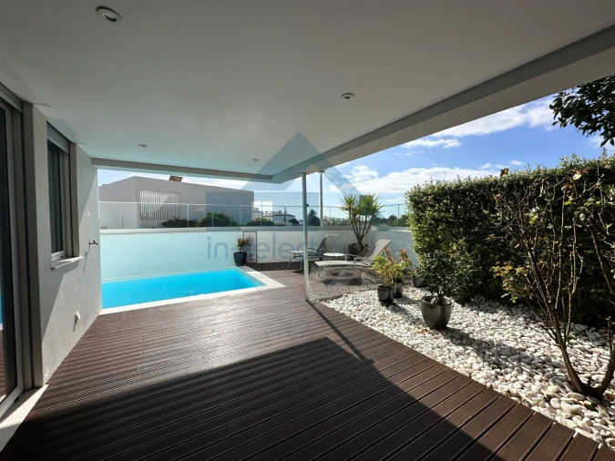 Moradia T3 para Venda em Ferragudo Foto 48