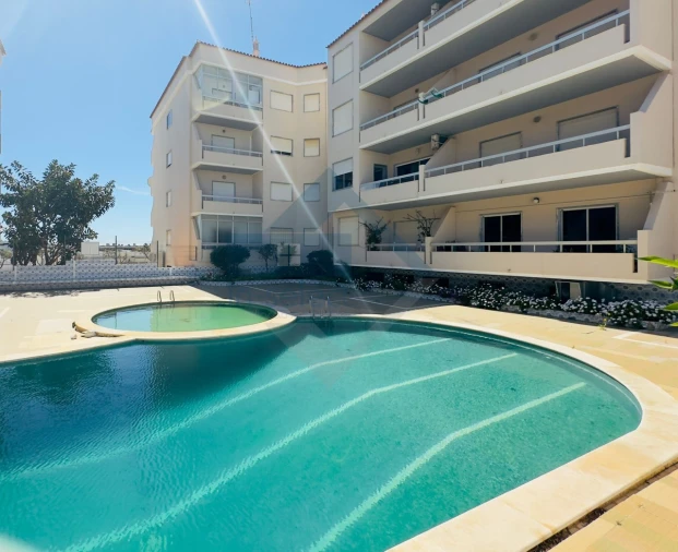 Apartamento T2 para Venda em Quarteira Foto 15