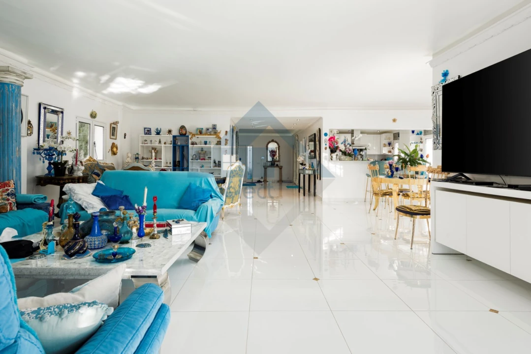 Moradia T4 para Venda em Albufeira e Olhos de Água Foto 18