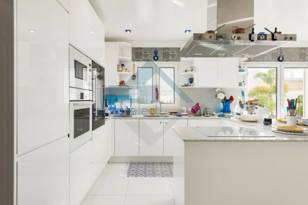 Moradia T4 para Venda em Albufeira e Olhos de Água Foto 23