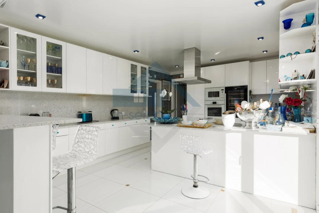 Moradia T4 para Venda em Albufeira e Olhos de Água Foto 25