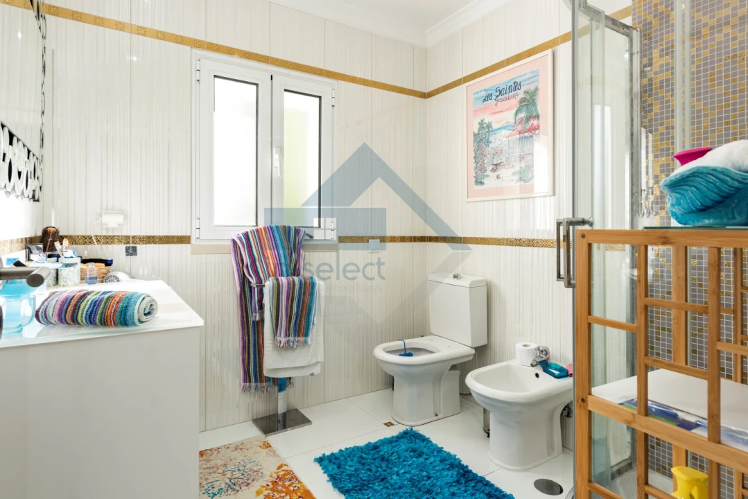 Moradia T4 para Venda em Albufeira e Olhos de Água Foto 30