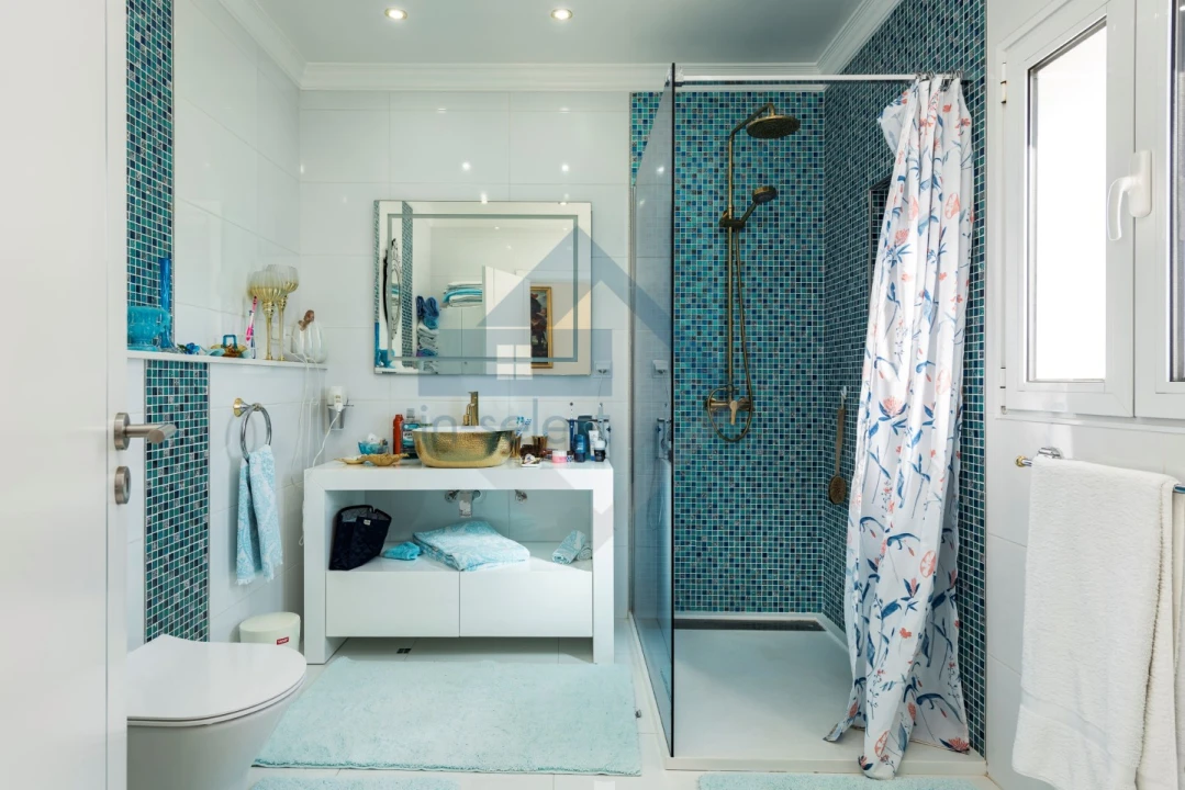 Moradia T4 para Venda em Albufeira e Olhos de Água Foto 40