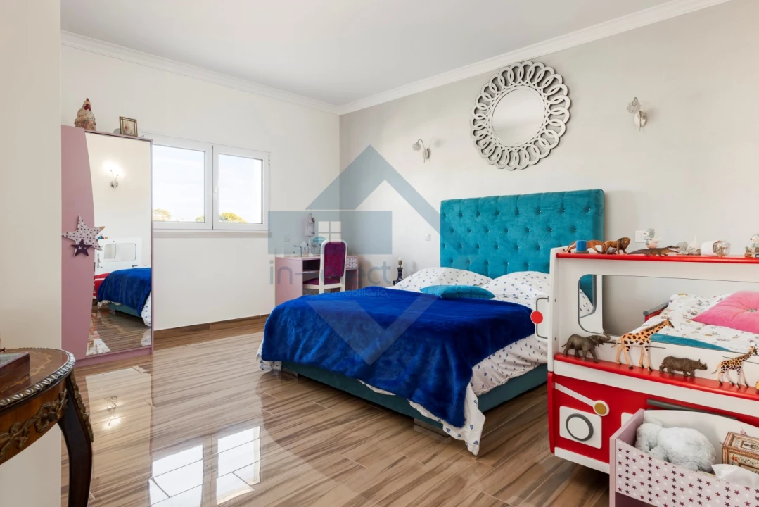 Moradia T4 para Venda em Albufeira e Olhos de Água Foto 41