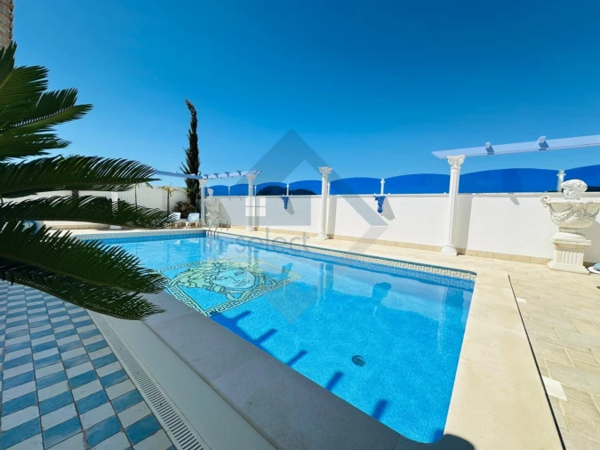 Moradia T4 para Venda em Albufeira e Olhos de Água Foto 9