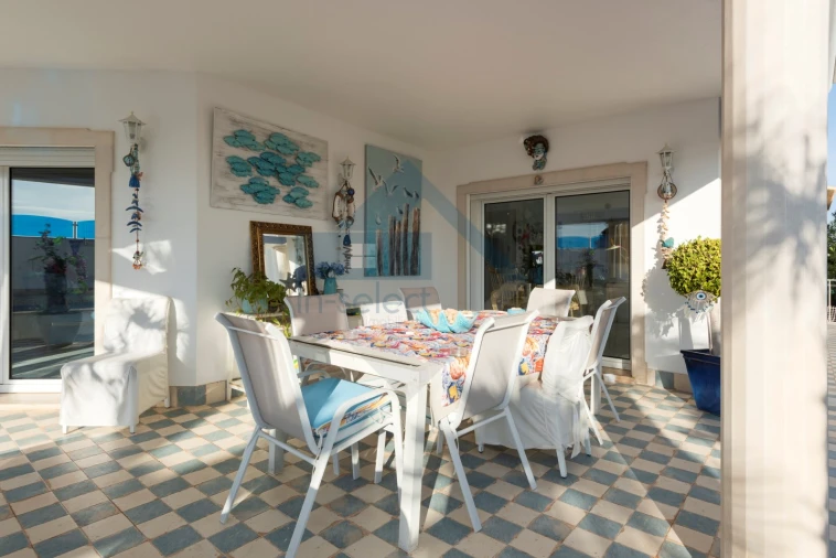 Moradia T4 para Venda em Albufeira e Olhos de Água Foto 14