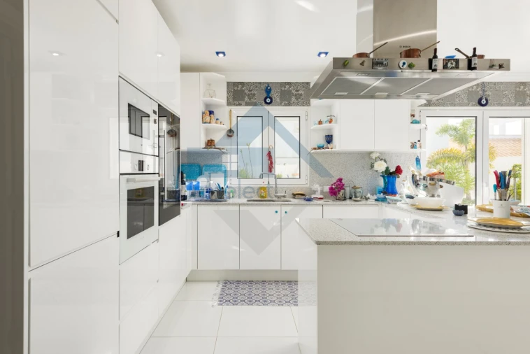 Moradia T4 para Venda em Albufeira e Olhos de Água Foto 23