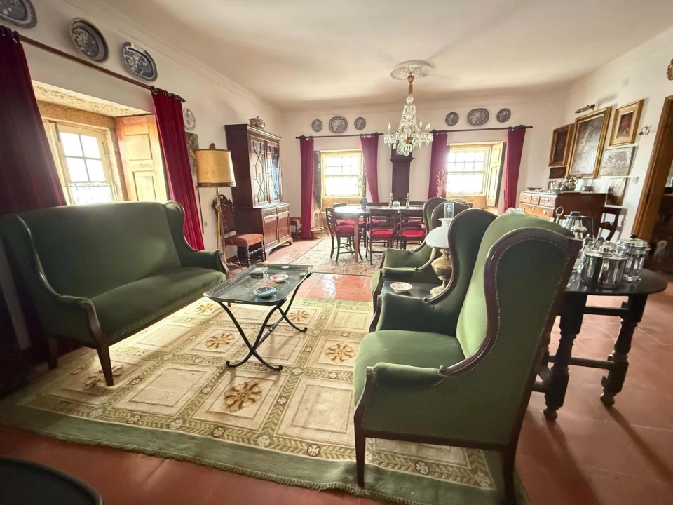 Moradia T3 para Venda em Assares e Lodões Foto 3