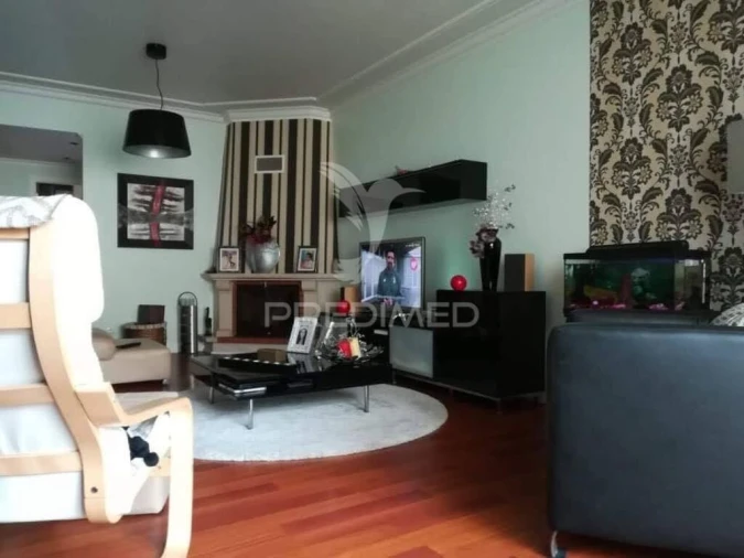 Apartamento T2 para Venda em Vialonga Foto 4