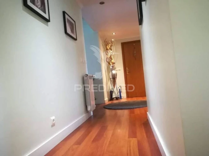 Apartamento T2 para Venda em Vialonga Foto 9