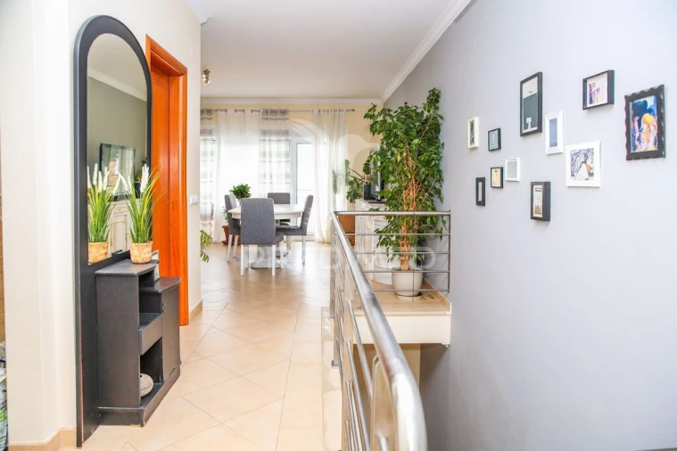 Moradia T3 para Venda em Alenquer (Santo Estêvão e Triana) Foto 2