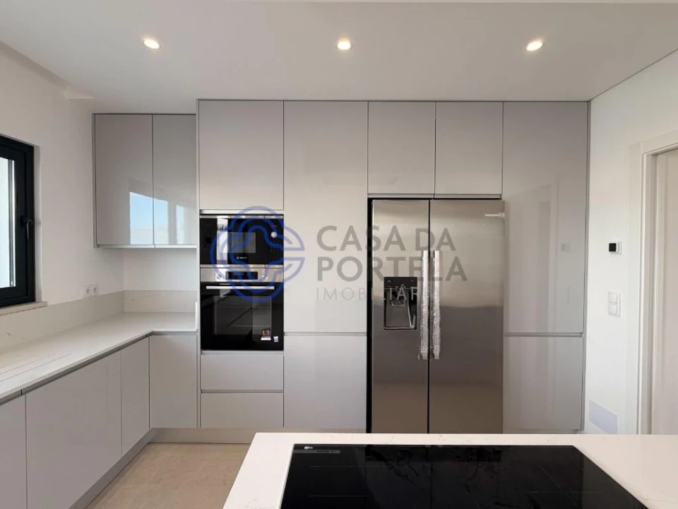 Moradia T3 para Venda em Montenegro Foto 11