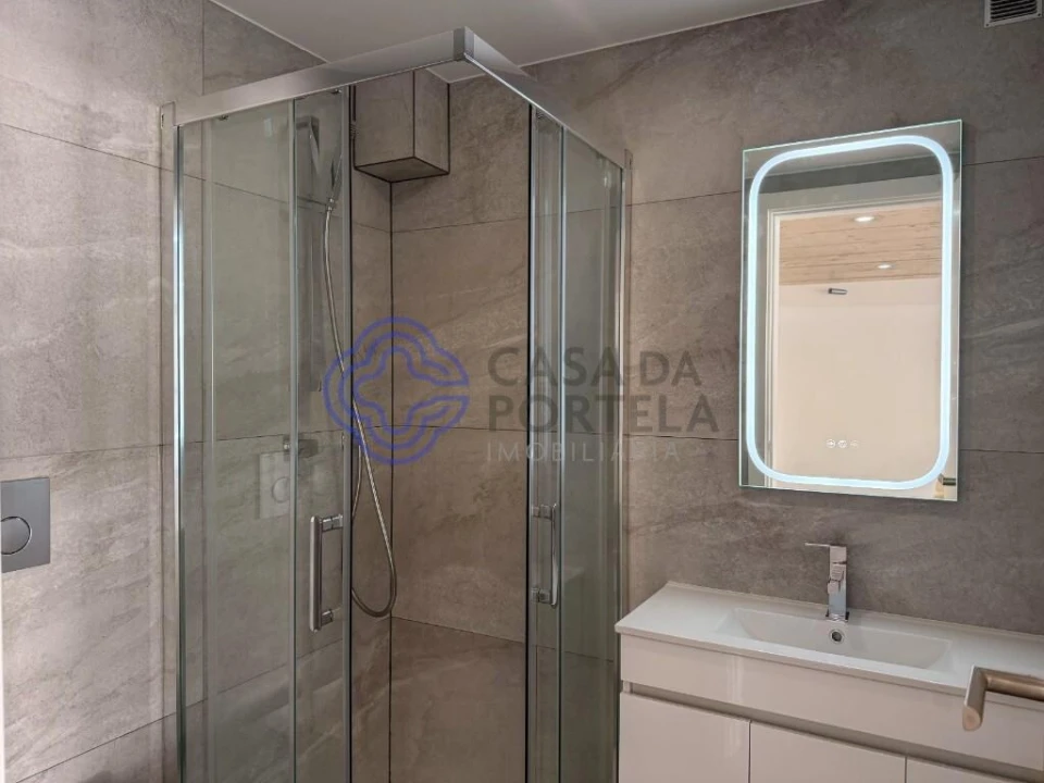 Moradia T3 para Venda em Montenegro Foto 41