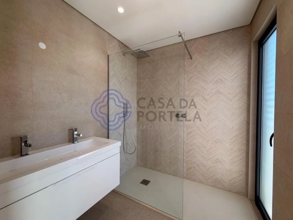 Moradia T3 para Venda em Montenegro Foto 40