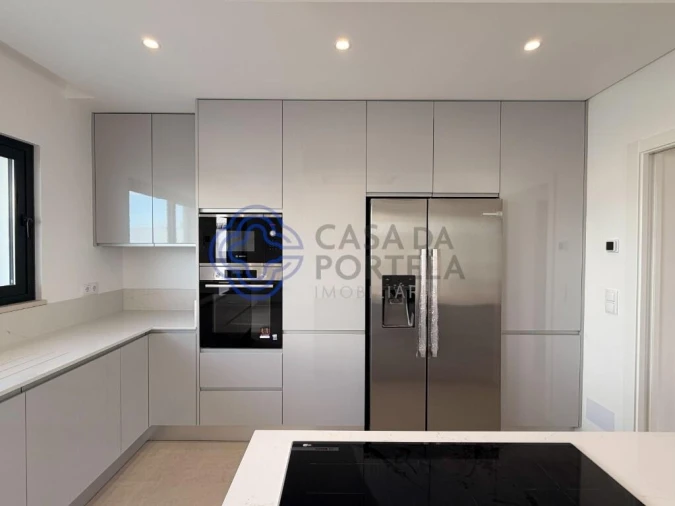 Moradia T3 para Venda em Montenegro Foto 11