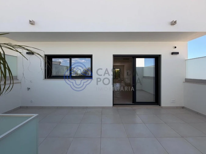 Moradia T3 para Venda em Montenegro Foto 15