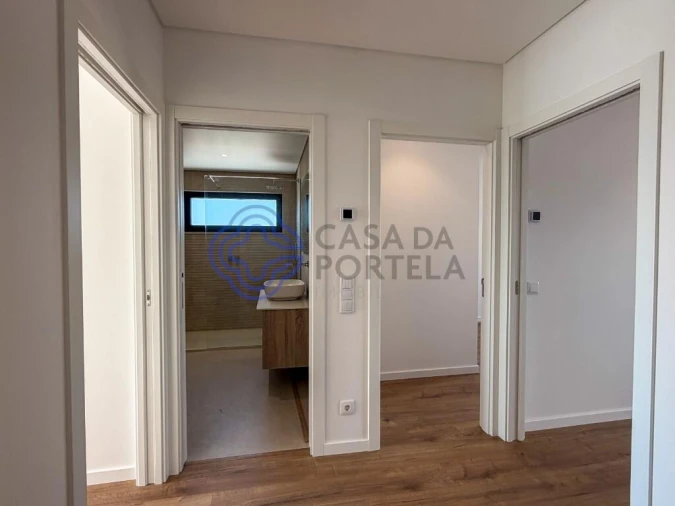 Moradia T3 para Venda em Montenegro Foto 23