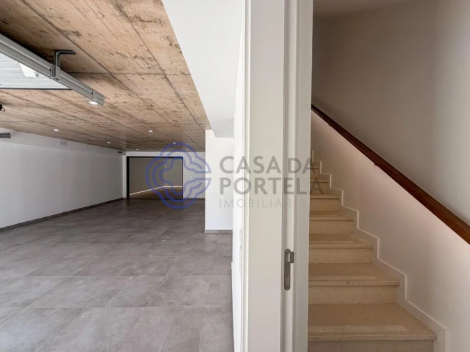 Moradia T3 para Venda em Montenegro Foto 44