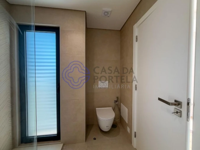 Moradia T3 para Venda em Montenegro Foto 35