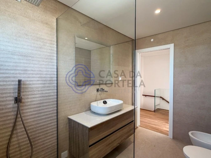 Moradia T3 para Venda em Montenegro Foto 42