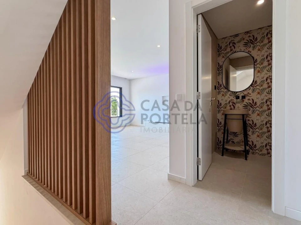 Moradia T3 para Venda em Montenegro Foto 21