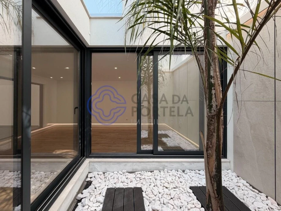 Moradia T3 para Venda em Montenegro Foto 51