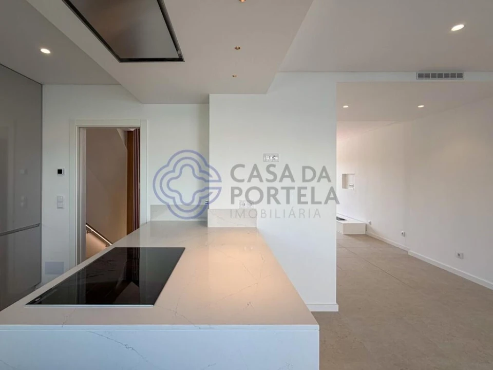 Moradia T3 para Venda em Montenegro Foto 12