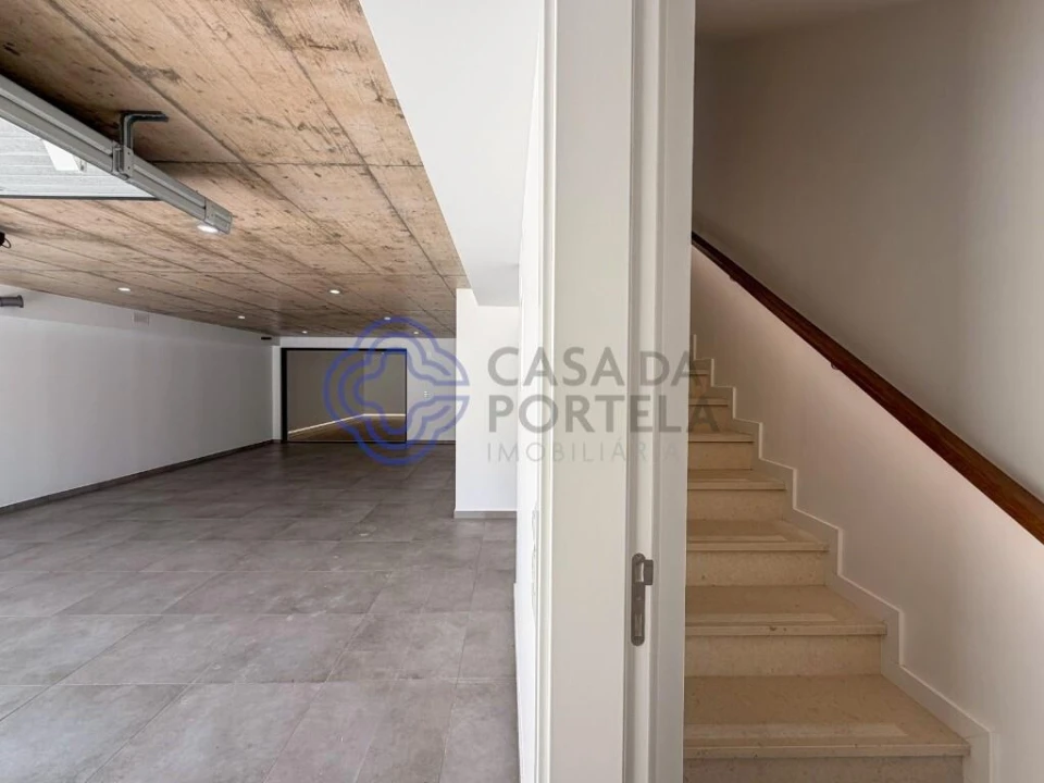 Moradia T3 para Venda em Montenegro Foto 44