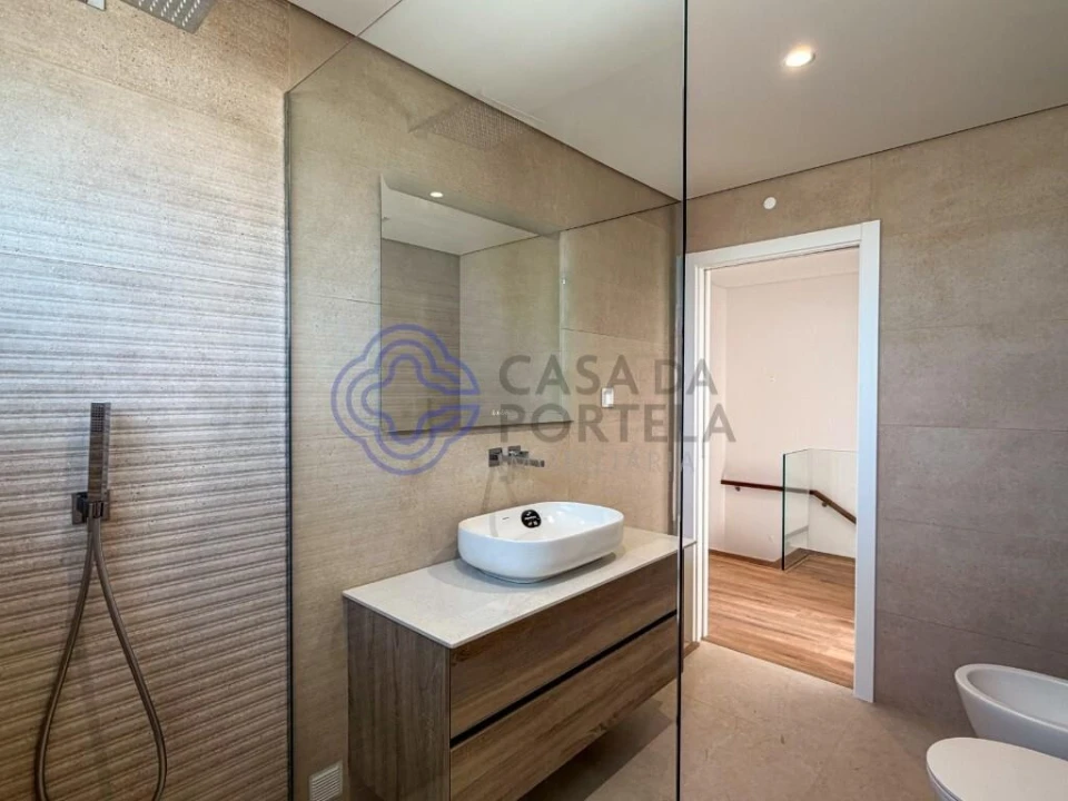 Moradia T3 para Venda em Montenegro Foto 42