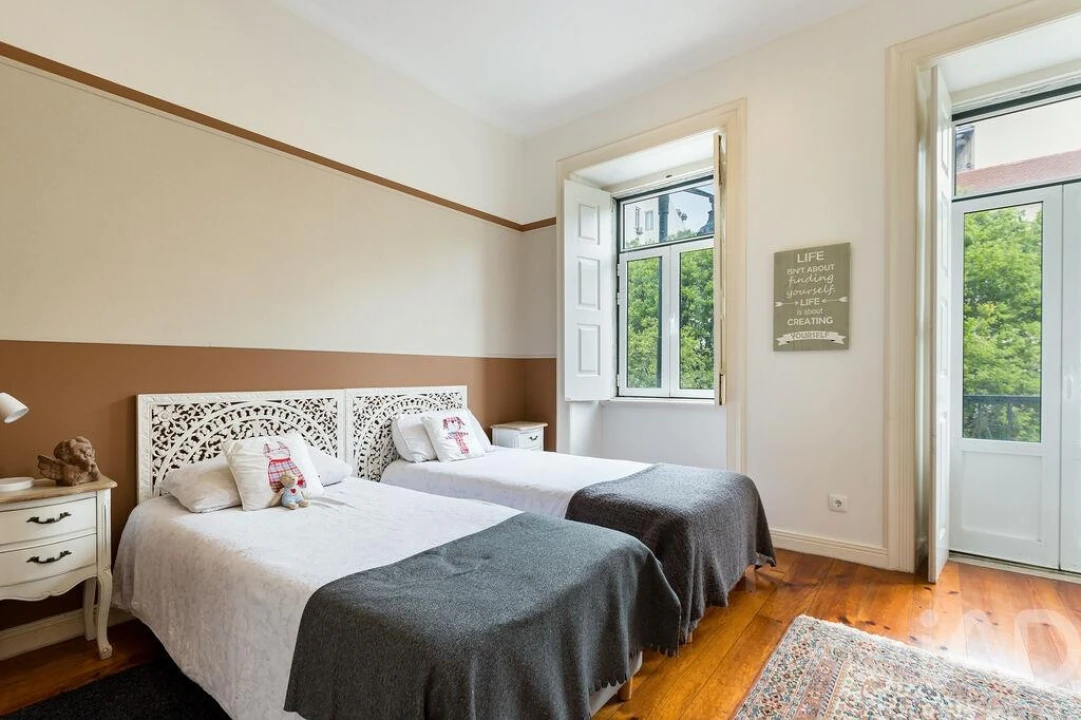 Apartamento T4 para Arrendamento em Avenidas Novas Foto 7