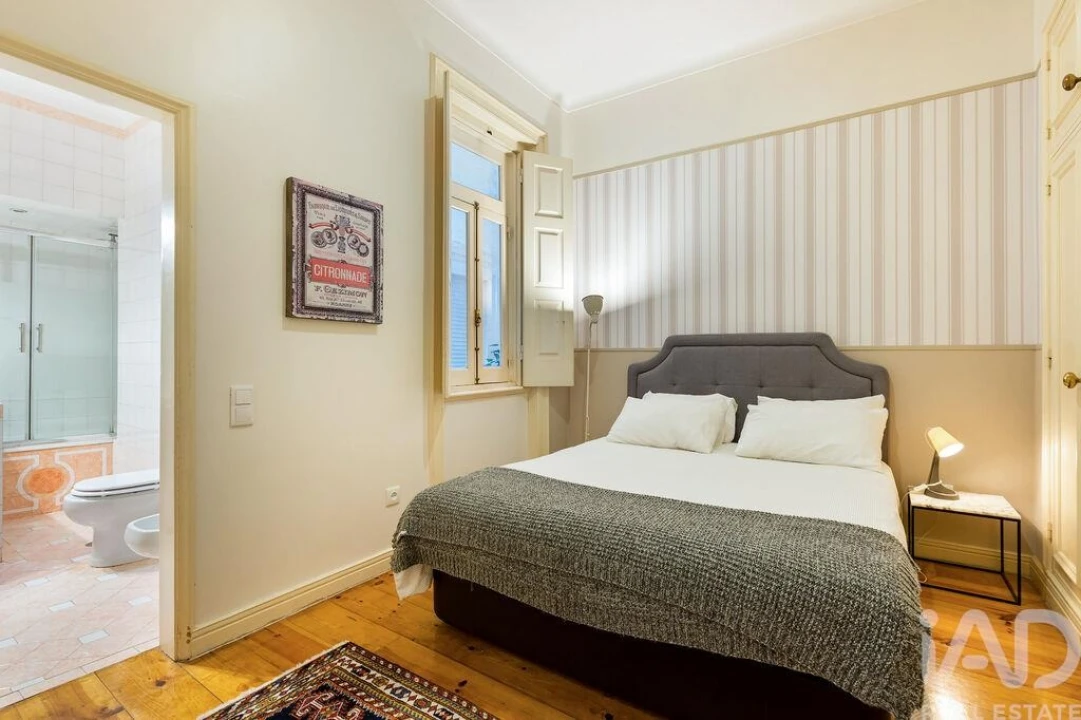 Apartamento T4 para Arrendamento em Avenidas Novas Foto 5