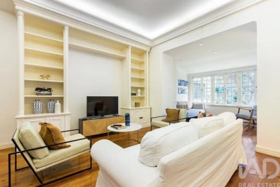 Apartamento T4 para Arrendamento em Avenidas Novas