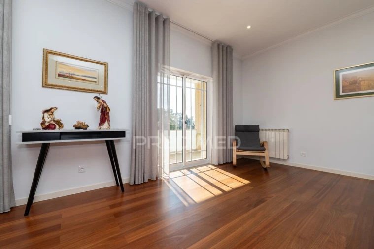 Moradia T4 para Venda em Adaufe Foto 16