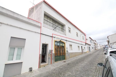 Moradia T3 para Venda em Redondo