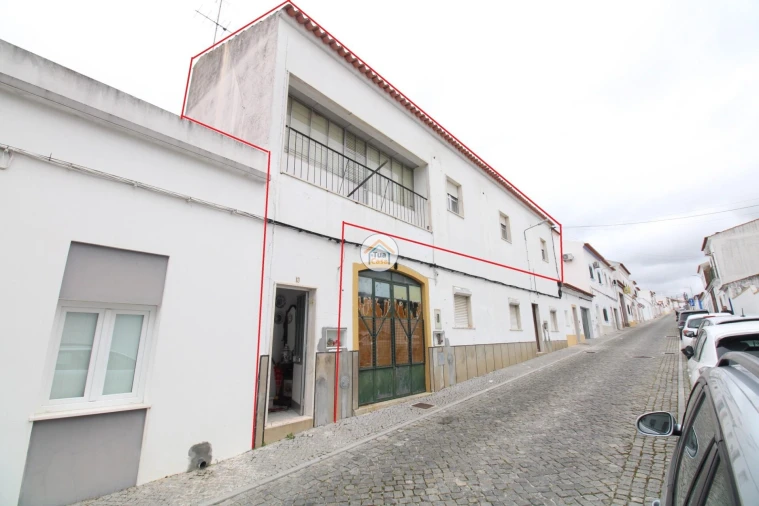 Moradia T3 para Venda em Redondo Foto 2