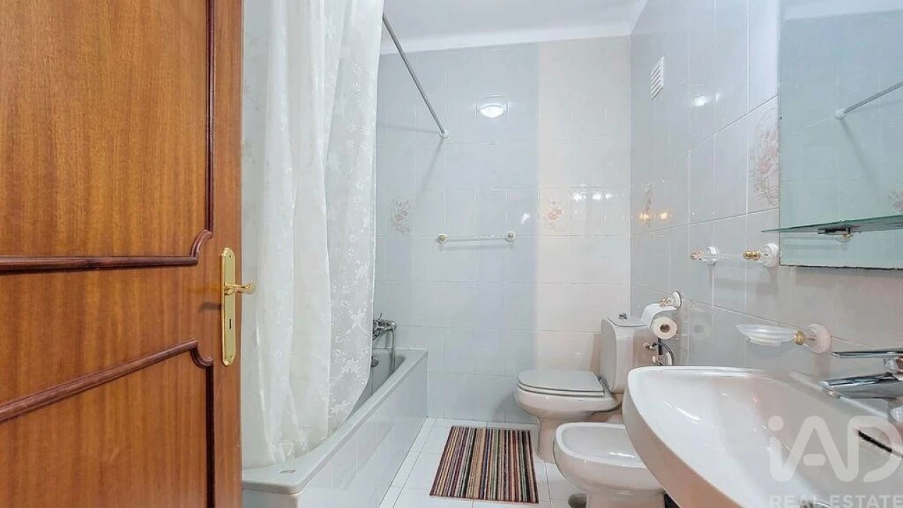 Apartamento T3 para Venda em Boliqueime Foto 15