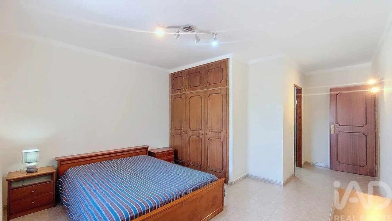 Apartamento T3 para Venda em Boliqueime Foto 5