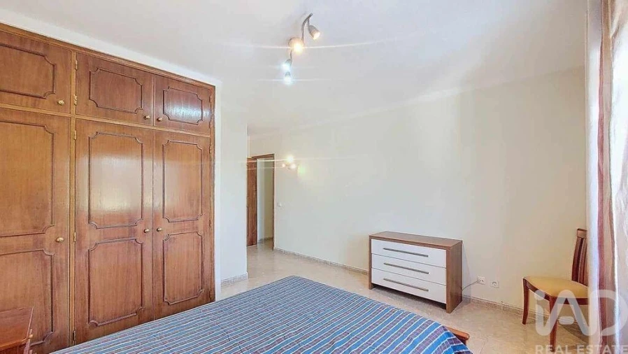 Apartamento T3 para Venda em Boliqueime Foto 28